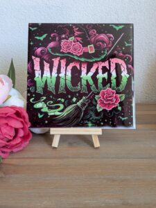 wicked vibes ✨💚🩷